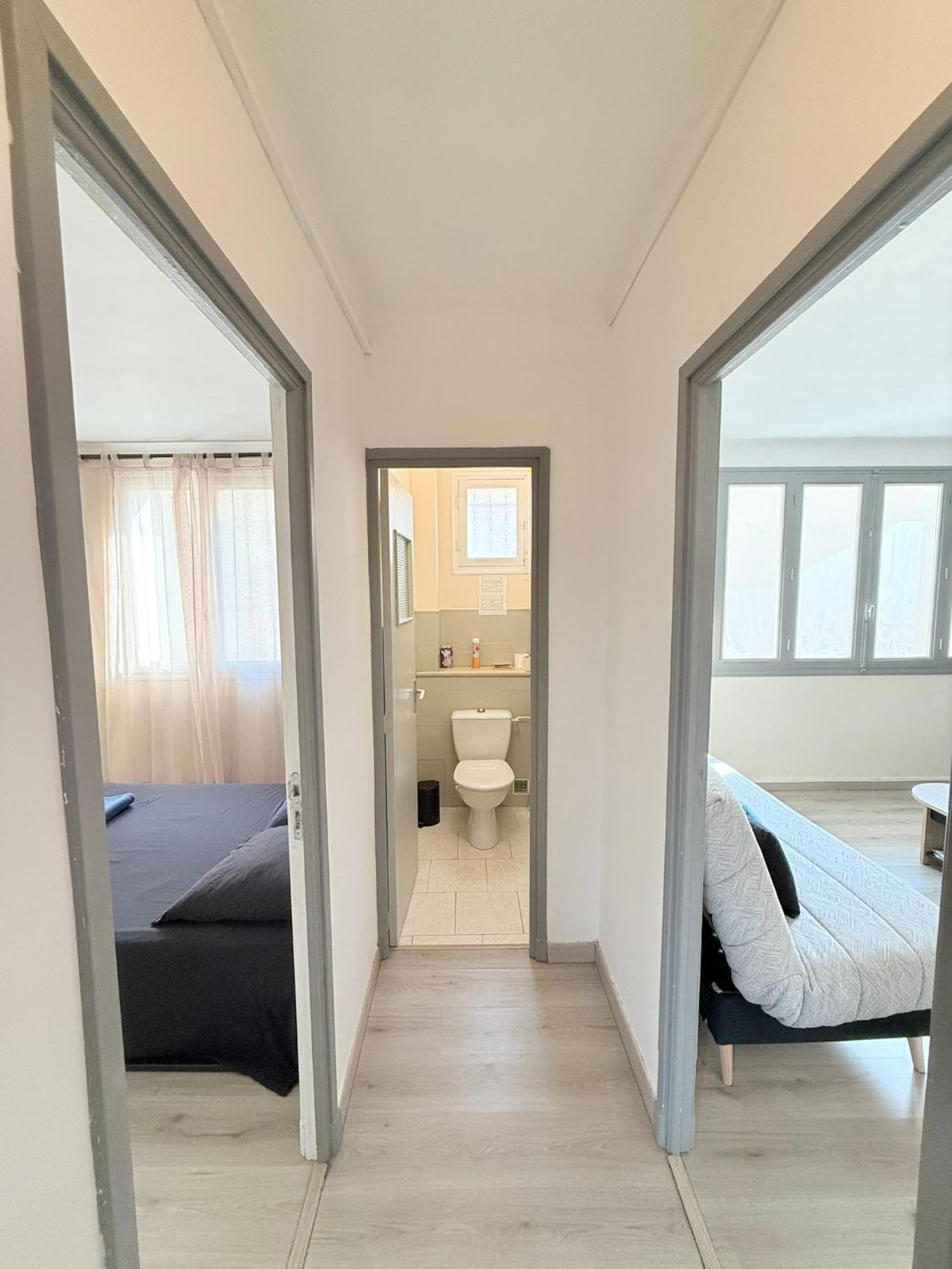 Les Arenes De Nimes - Centre Ville 10 Min Gare -Parking- 2 Chambres Экстерьер фото