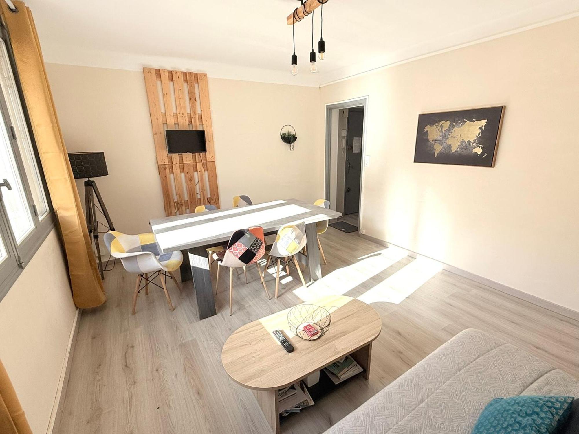 Les Arenes De Nimes - Centre Ville 10 Min Gare -Parking- 2 Chambres Экстерьер фото